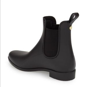 Sam Edelman Chelsea rain boot size 8 black